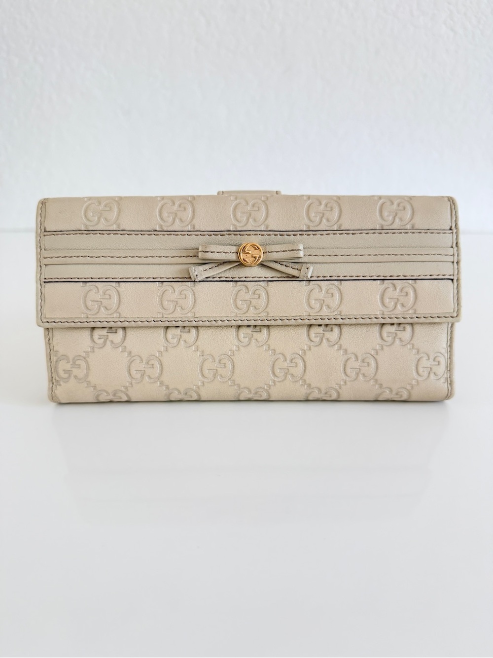 GUCCI Guccissima Bow Signature Wallet